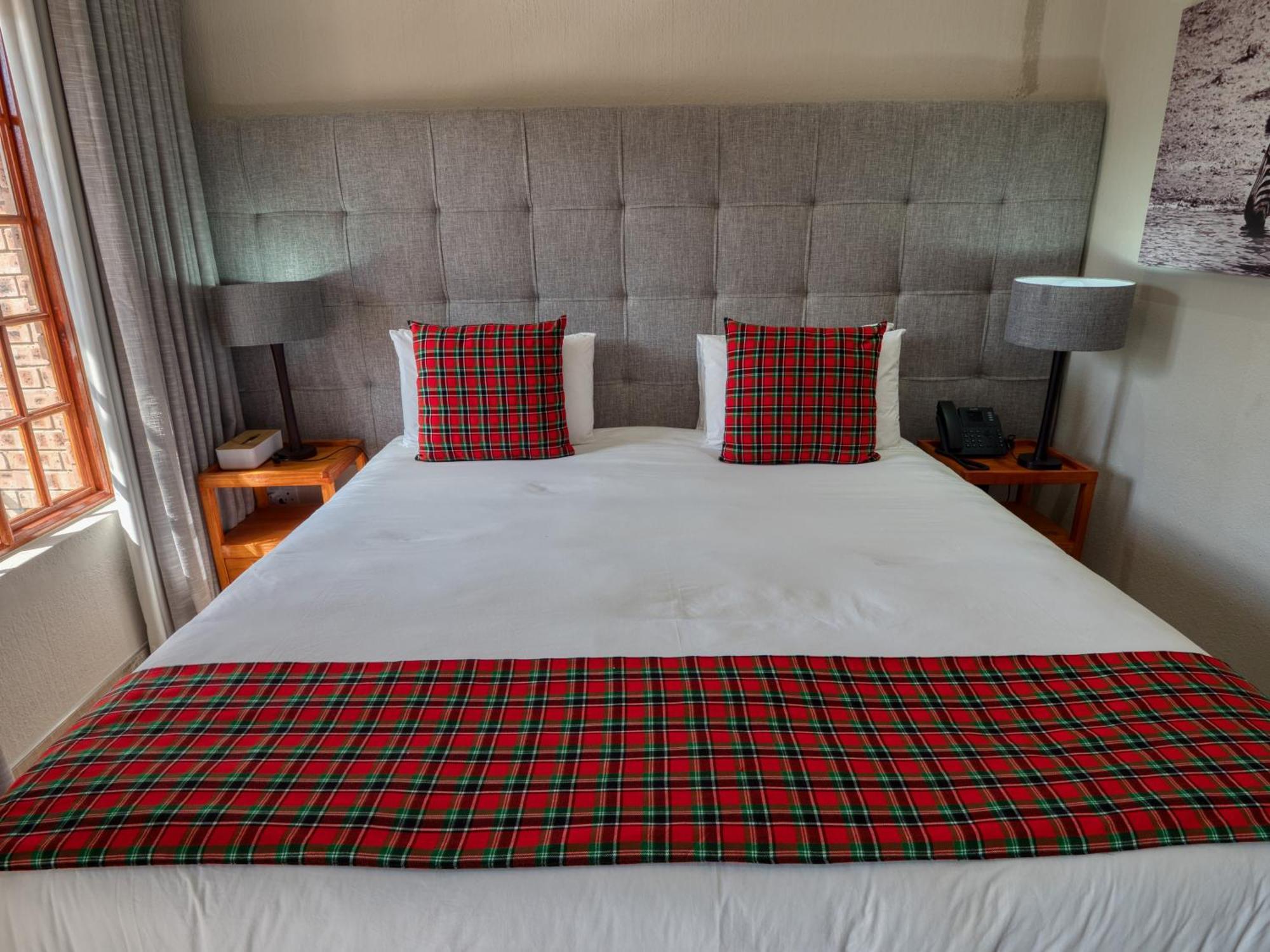 Tembo Guest Lodge Гейзівью Екстер'єр фото